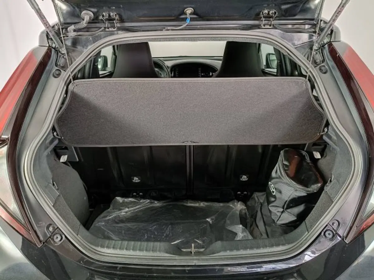 Toyota Aygo X usata a Teramo (17)