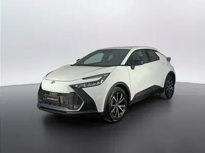 Toyota Toyota C-HR 2.0 phev Trend eco fwd e-cvt del 2025 usata a Mosciano Sant'Angelo
