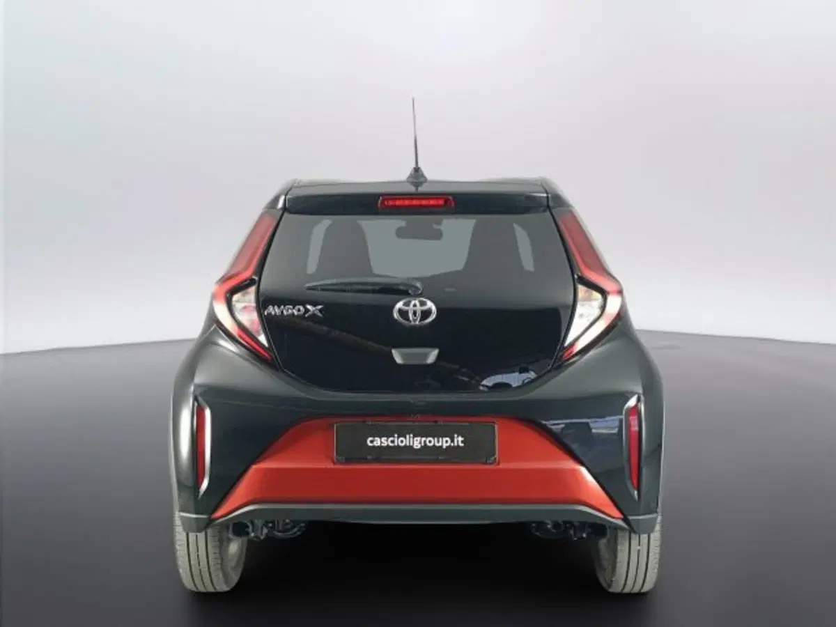Toyota Aygo X usata a Teramo (5)