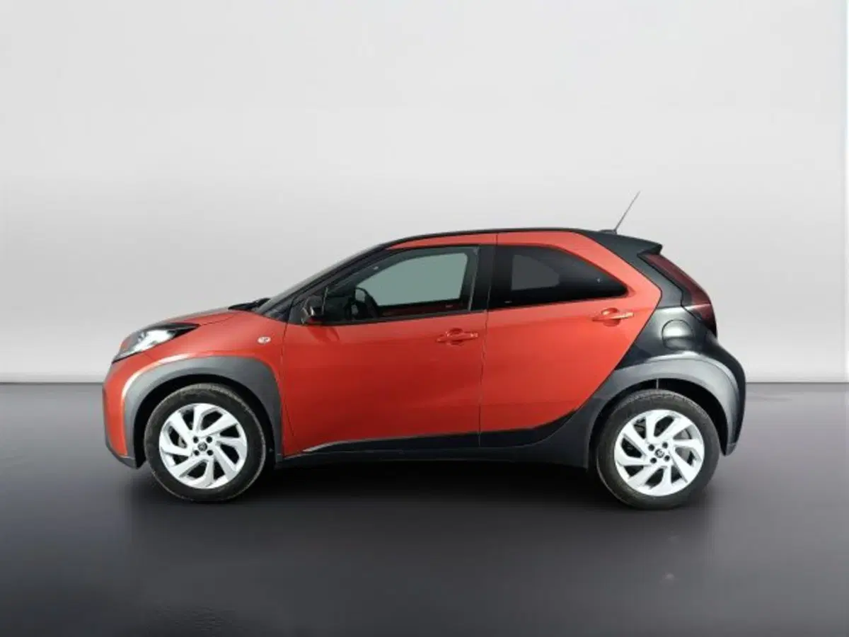 Toyota Aygo X usata a Teramo (6)