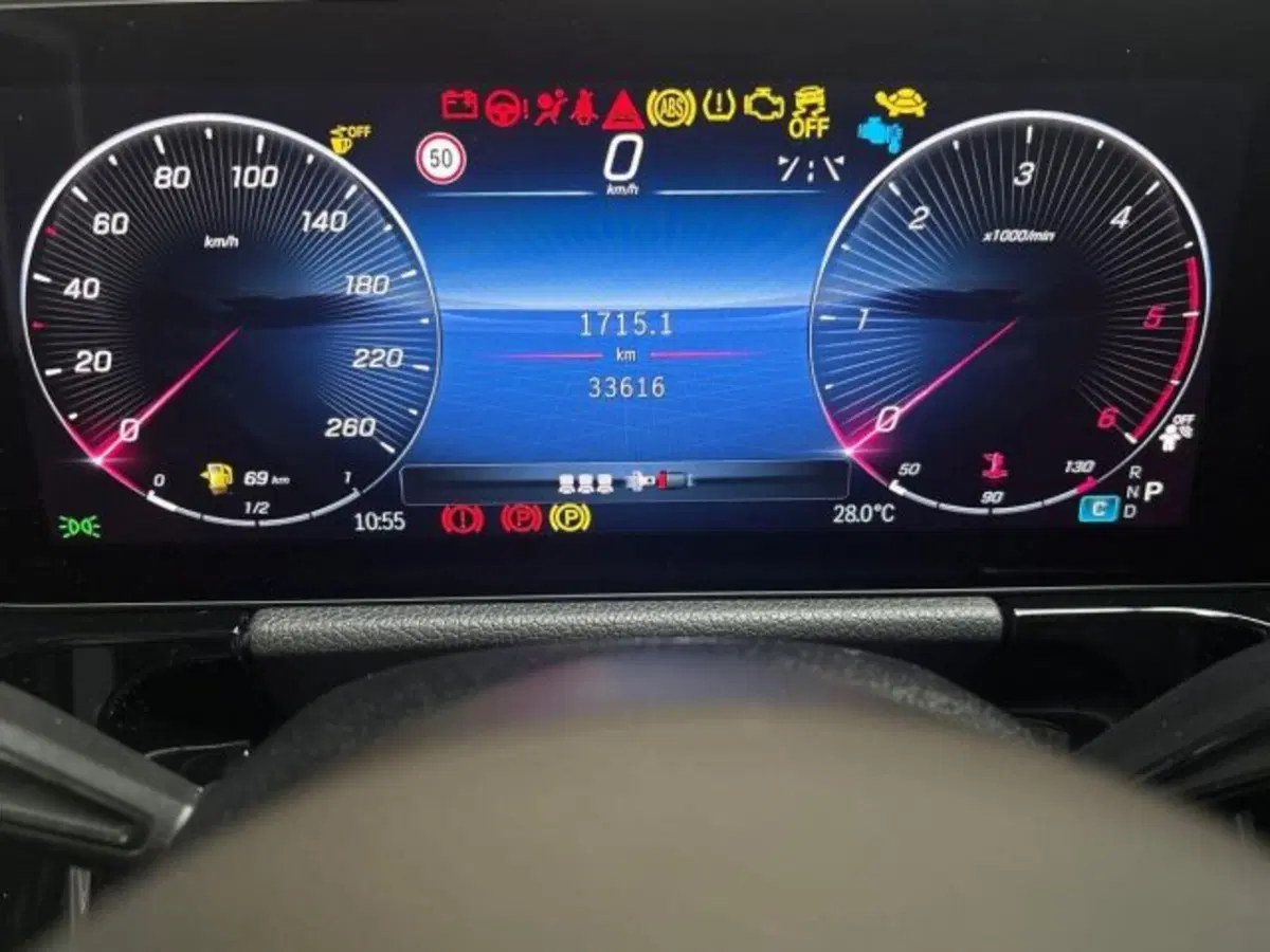Mercedes-Benz GLA SUV usata a Bologna (13)