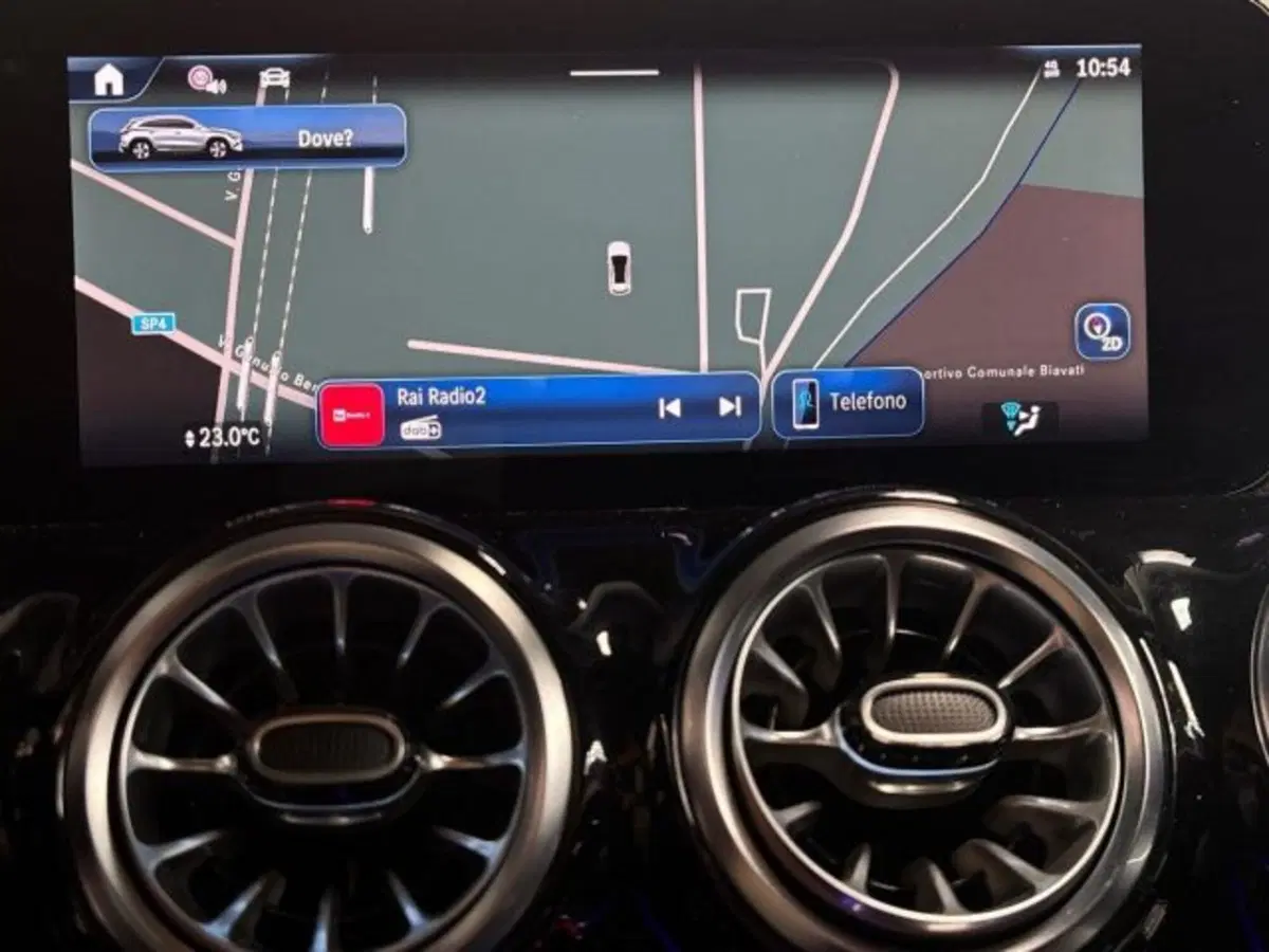 Mercedes-Benz GLA SUV usata a Bologna (14)