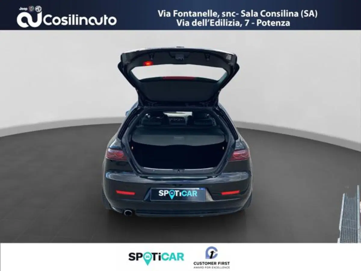 Alfa Romeo 159 SportWagon usata a Salerno (17)