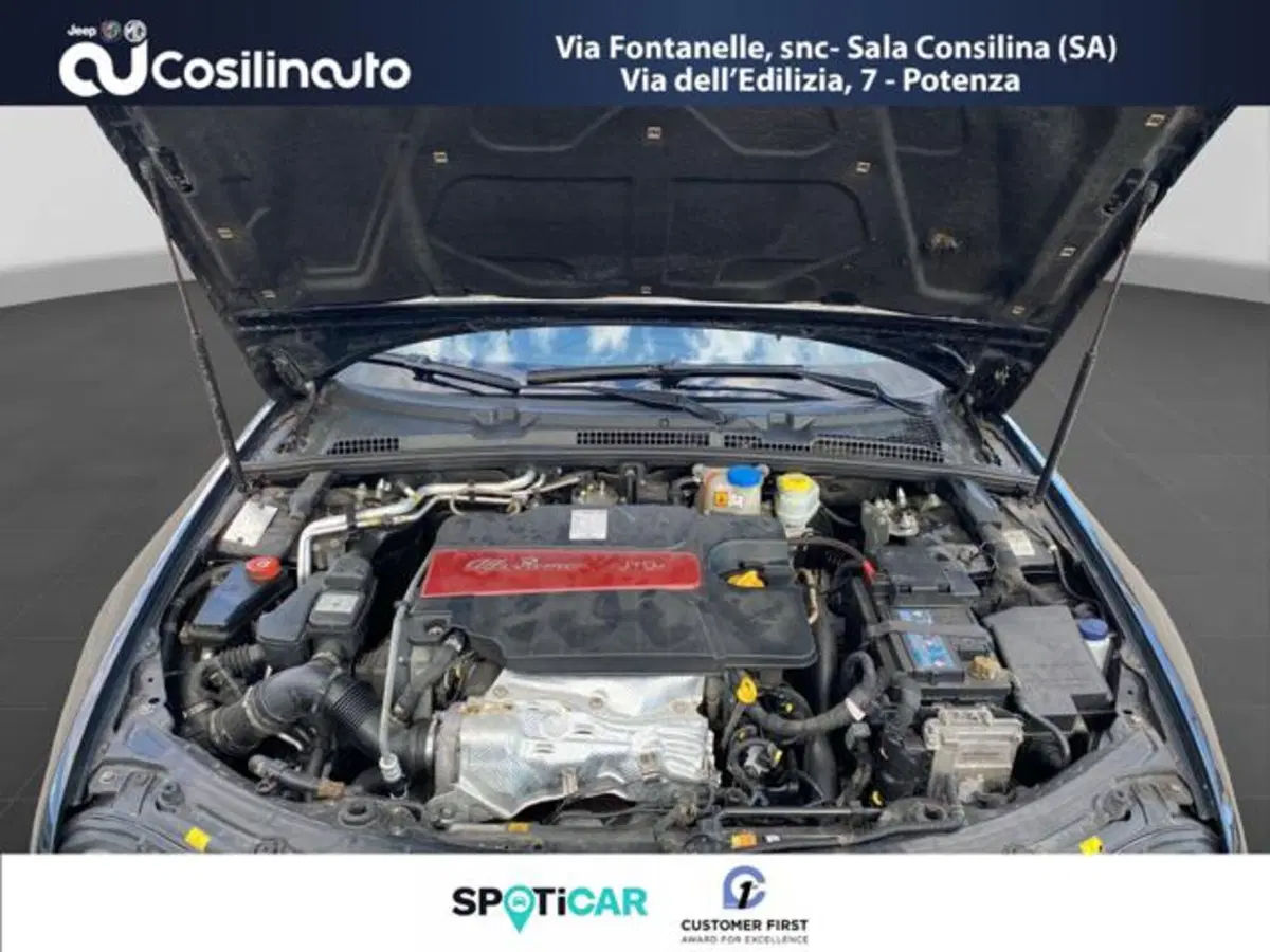 Alfa Romeo 159 SportWagon usata a Salerno (18)