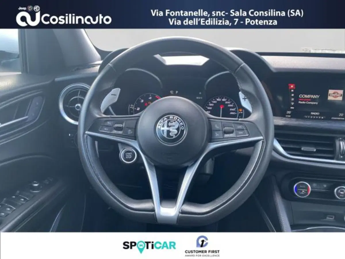 Alfa Romeo Stelvio usata a Salerno (12)