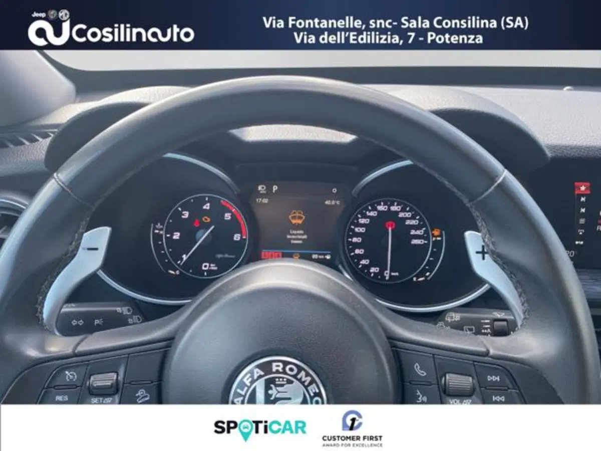 Alfa Romeo Stelvio usata a Salerno (14)