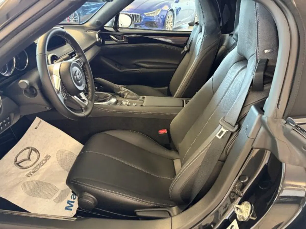 Mazda MX-5 nuova a Cuneo (10)