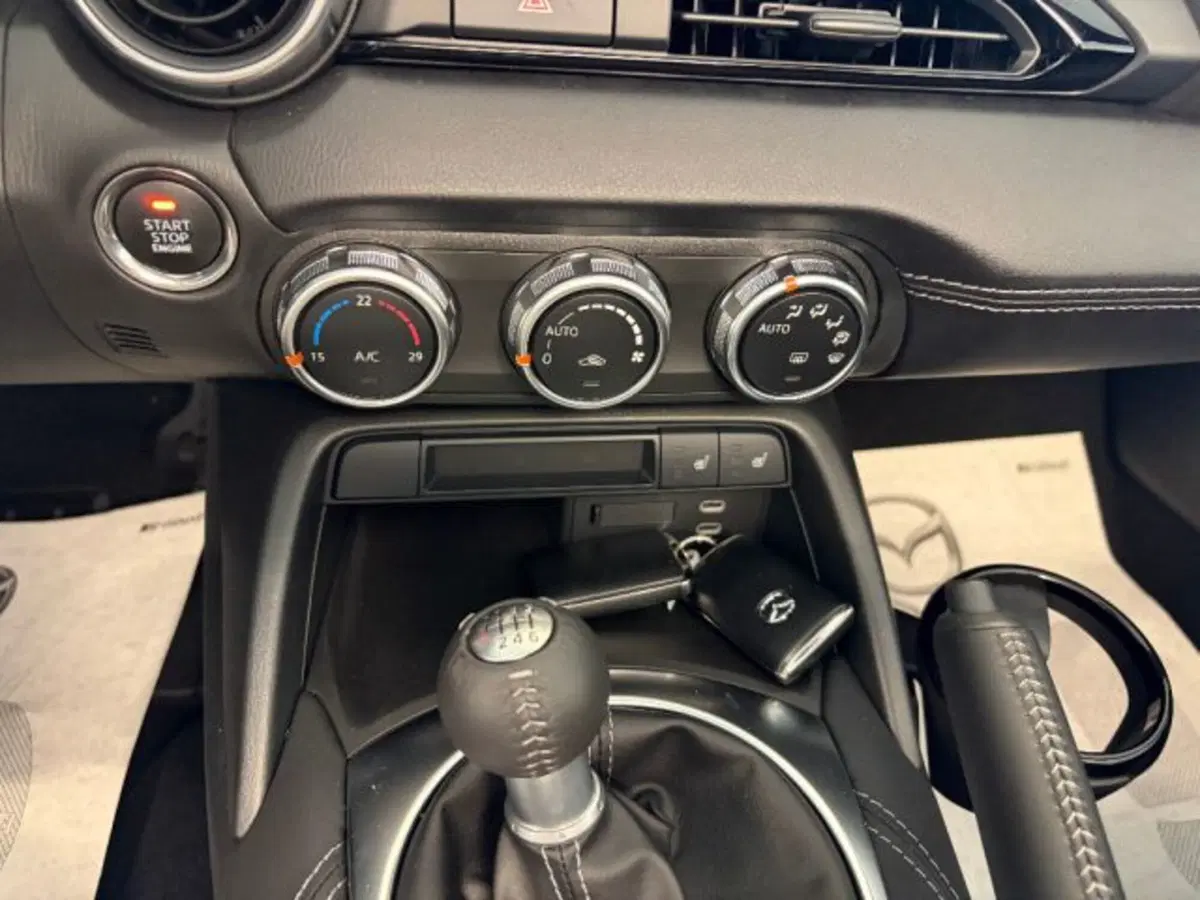 Mazda MX-5 nuova a Cuneo (13)
