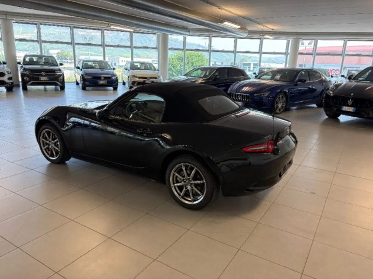 Mazda MX-5 nuova a Cuneo (6)