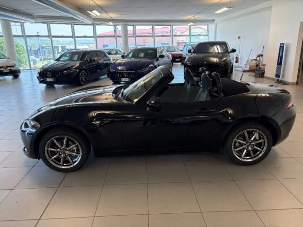 Mazda MX-5 nuova a Cuneo (8)