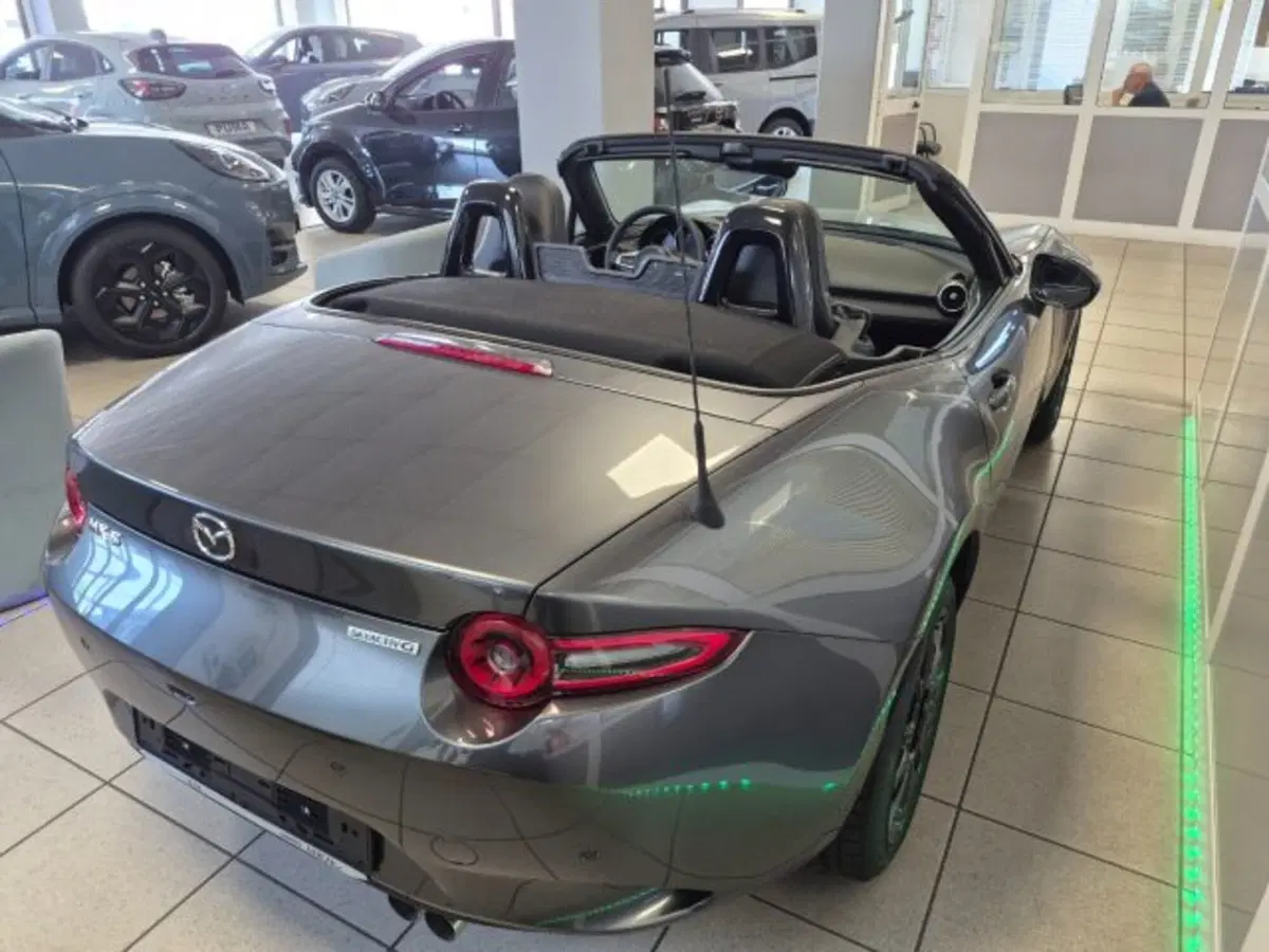 Mazda MX-5 nuova a Cuneo (5)