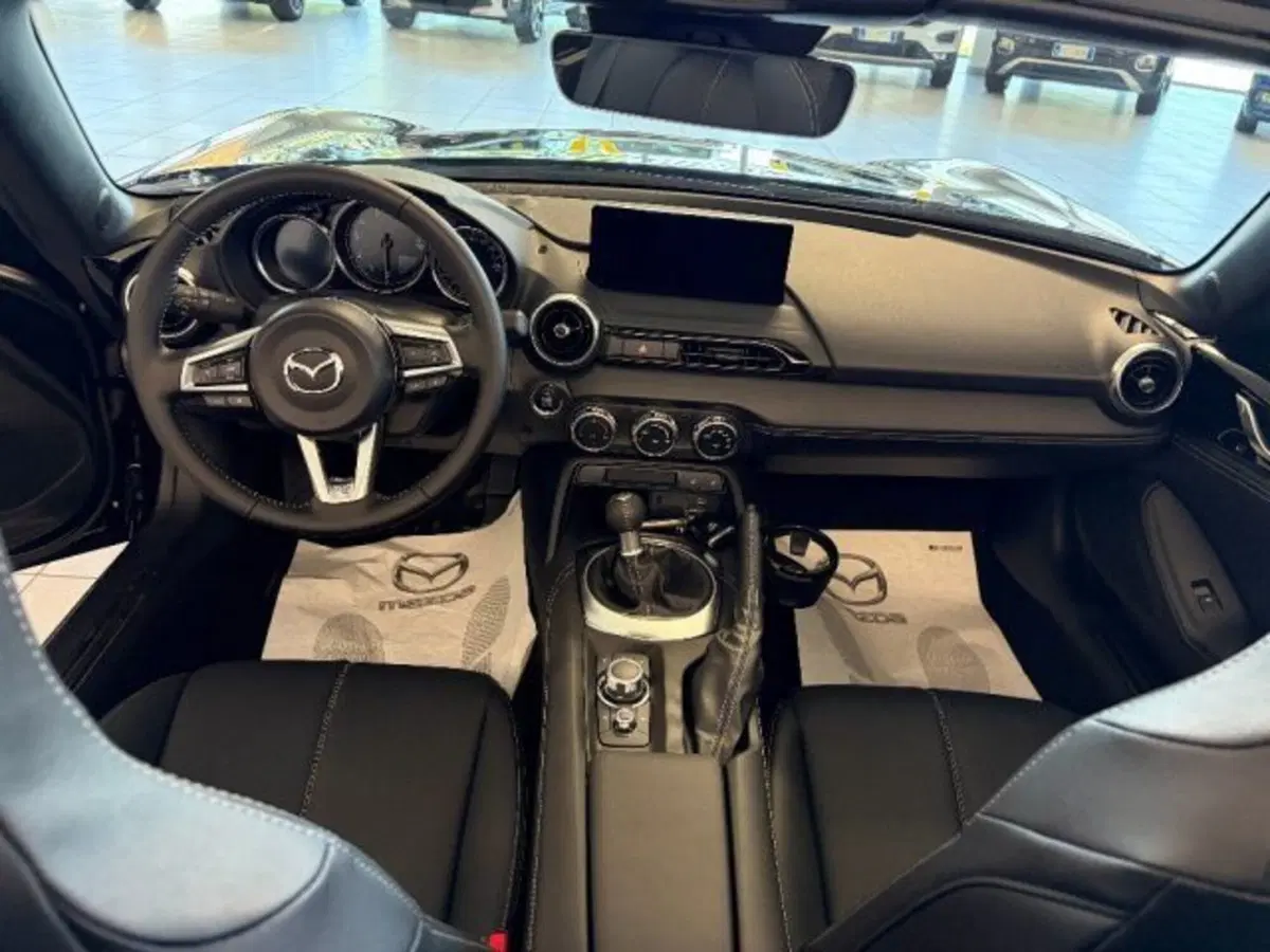 Mazda MX-5 nuova a Cuneo (9)