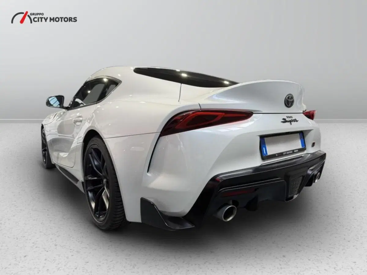 Toyota GR Supra usata a Monza e Brianza (4)