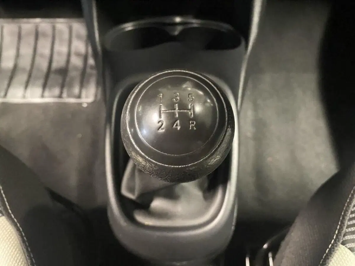 Peugeot 108 usata a Torino (12)
