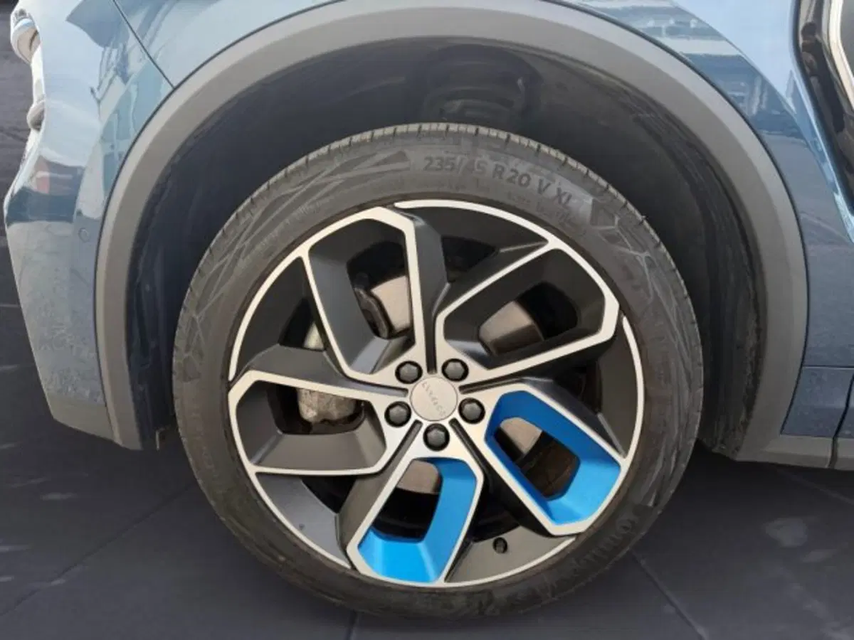 Lynk & Co 01 usata a Treviso (16)