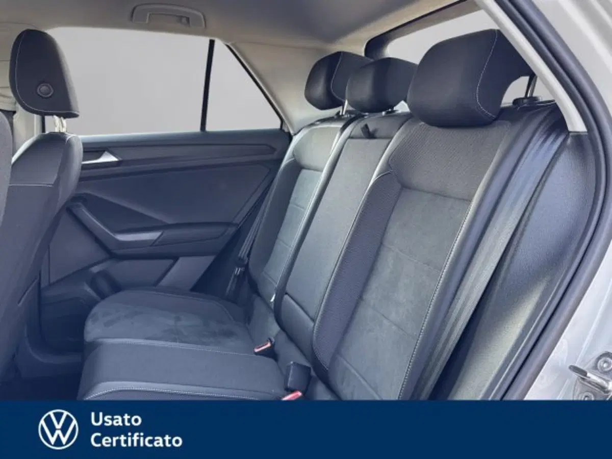 Volkswagen T-Roc usata a Vicenza (12)