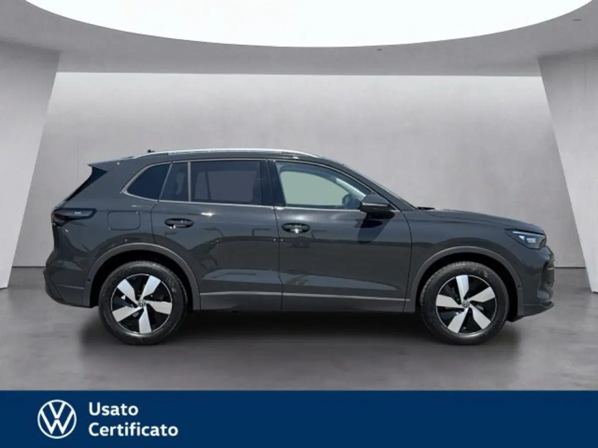 Volkswagen Tiguan nuova a Vicenza (3)