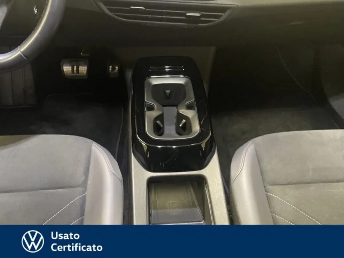 Volkswagen ID.5 usata a Vicenza (11)