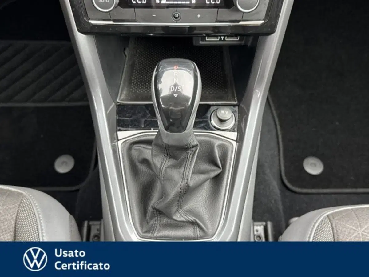 Volkswagen T-Cross usata a Vicenza (11)