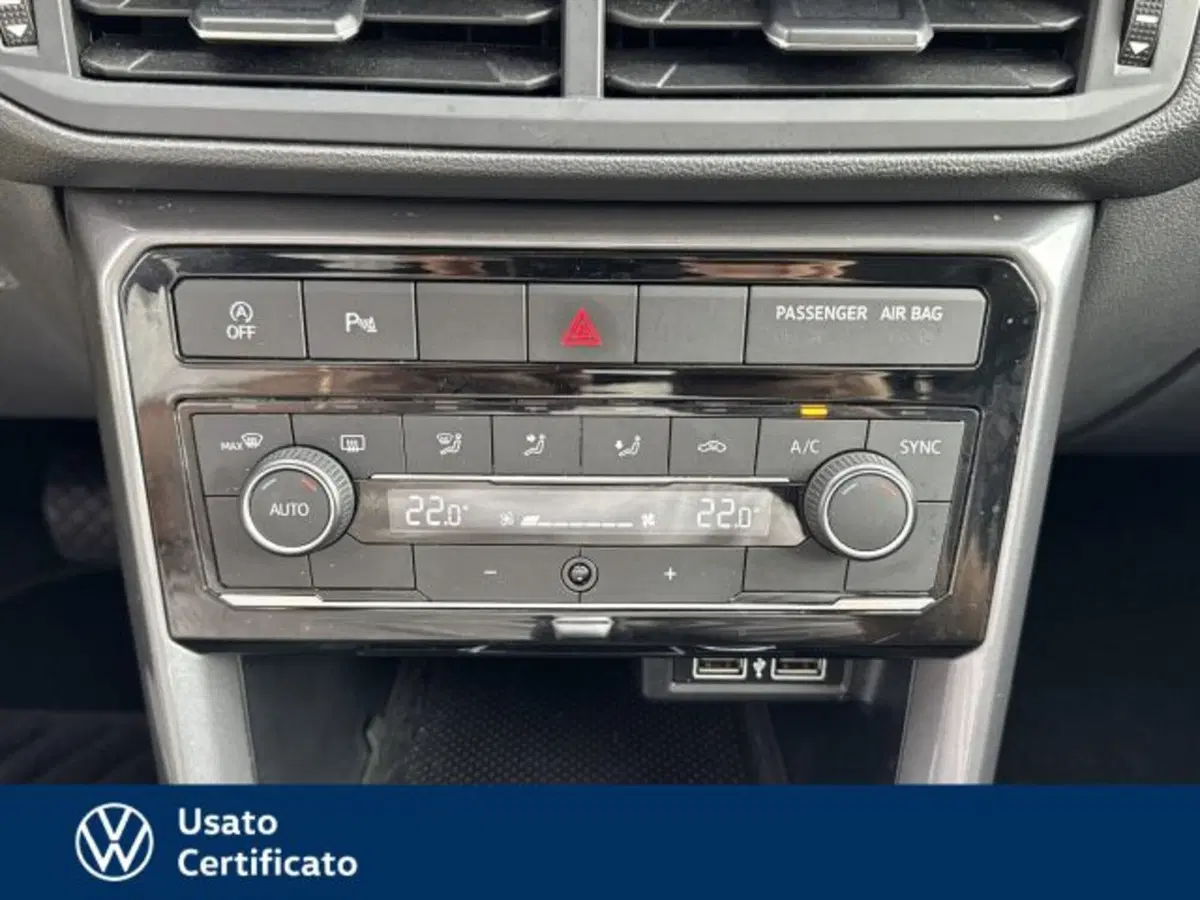 Volkswagen T-Cross usata a Vicenza (16)