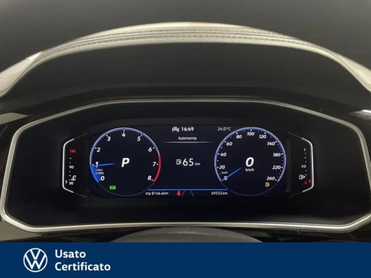 Volkswagen T-Roc usata a Vicenza (14)