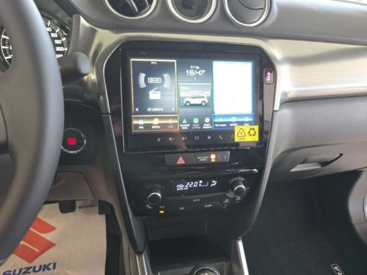 Suzuki Vitara nuova a Reggio Emilia (11)