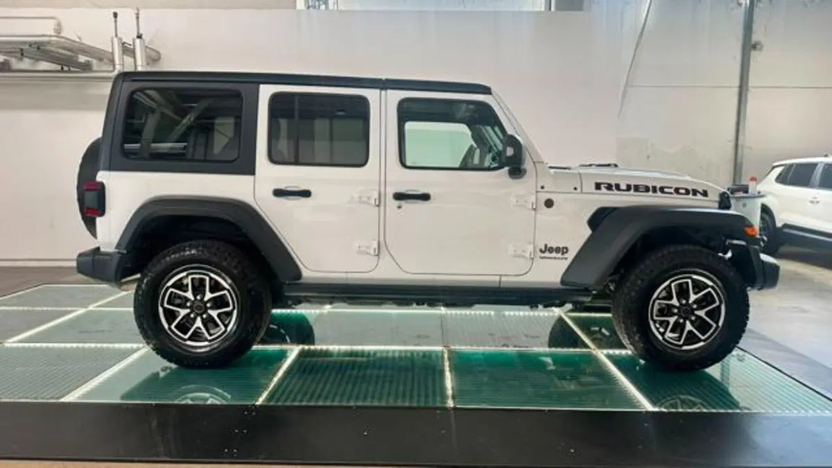 Jeep Wrangler Unlimited usata a Reggio Emilia (7)