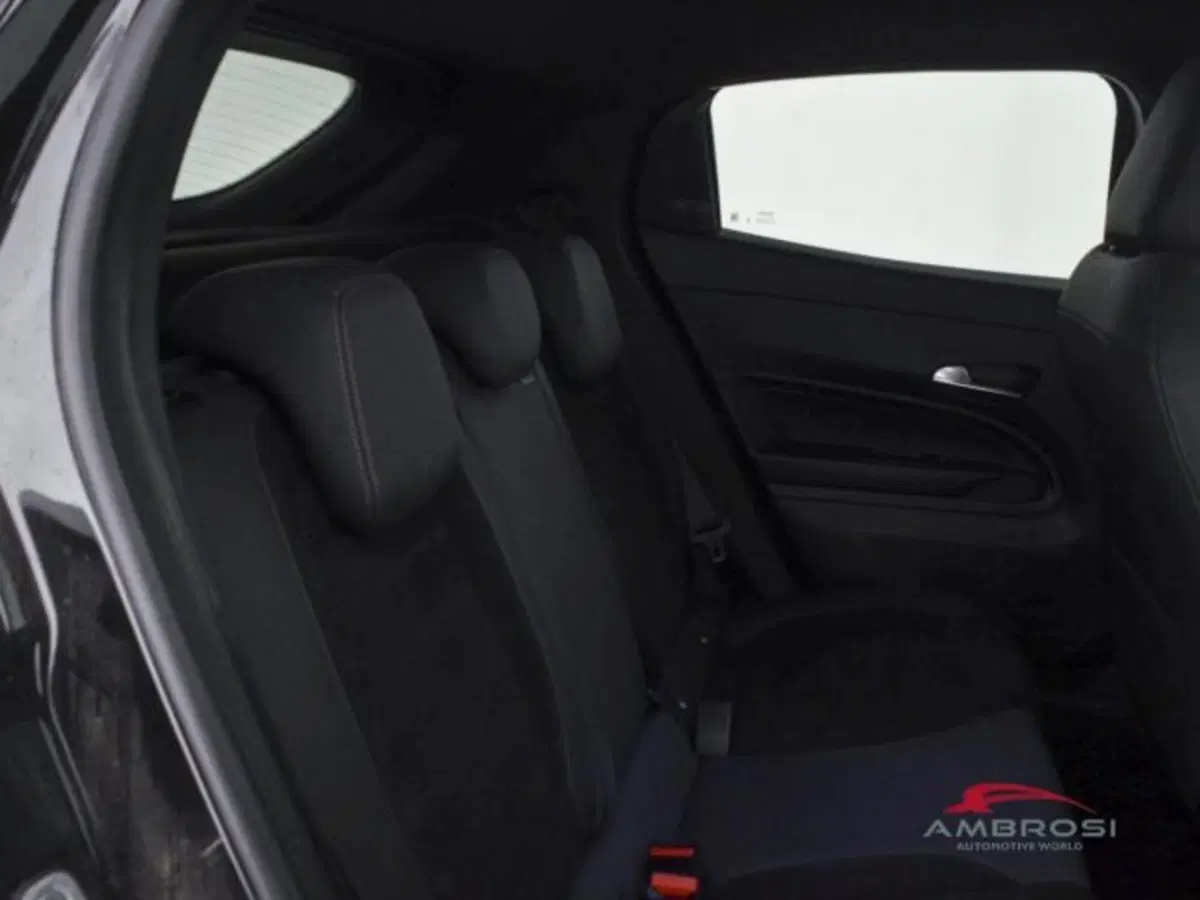 Alfa Romeo Junior usata a Perugia (11)
