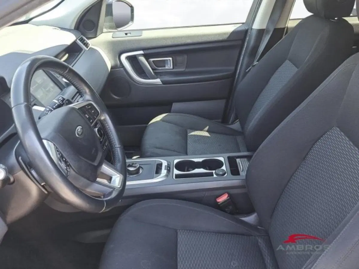 Land Rover Discovery Sport usata a Perugia (9)