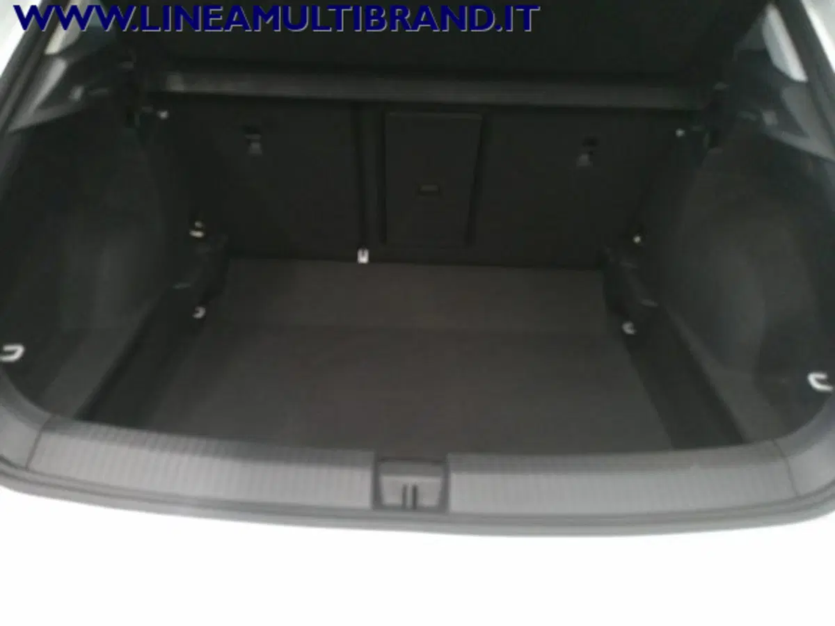 Volkswagen T-Roc usata a Piacenza (11)