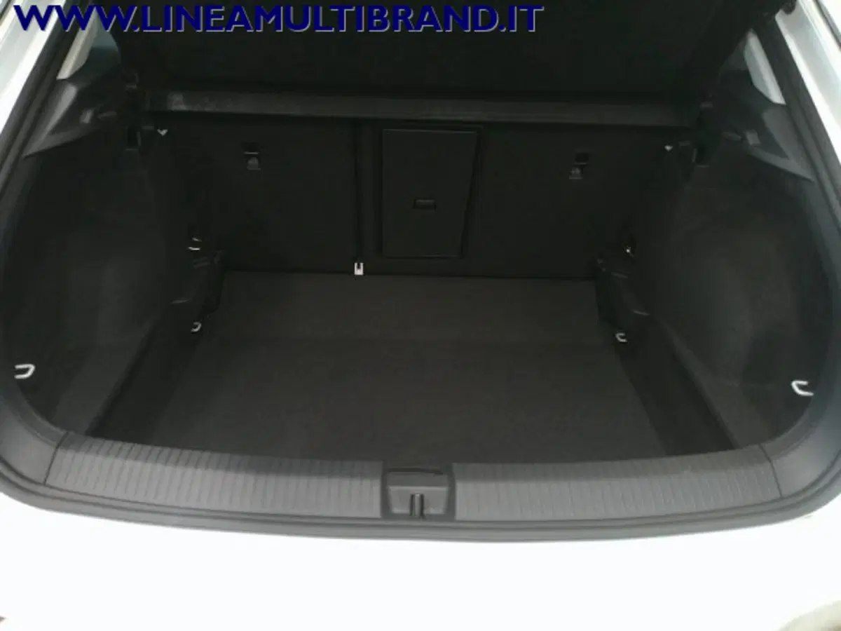 Volkswagen T-Roc usata a Piacenza (13)