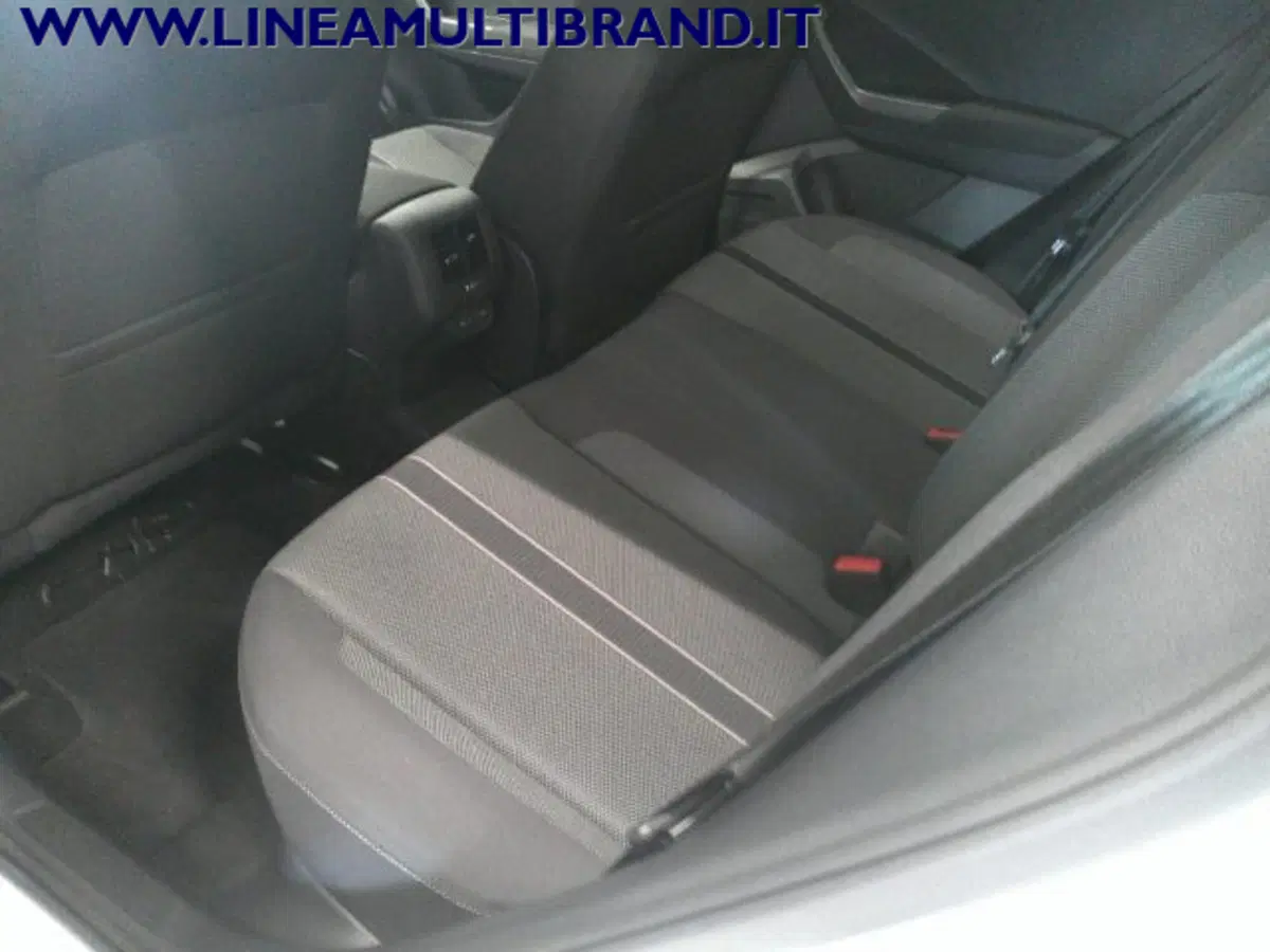 Volkswagen T-Roc usata a Piacenza (16)