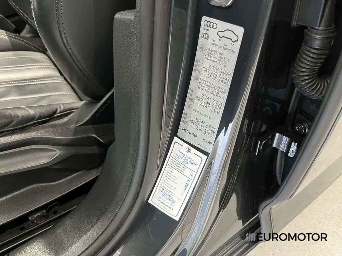 Audi A6 Avant usata a Bari (14)