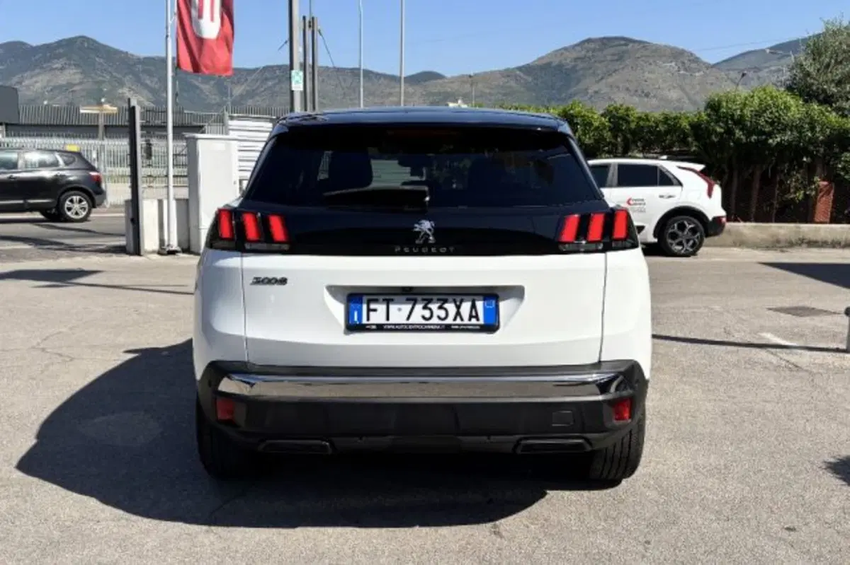 Peugeot 3008 usata a Latina (6)