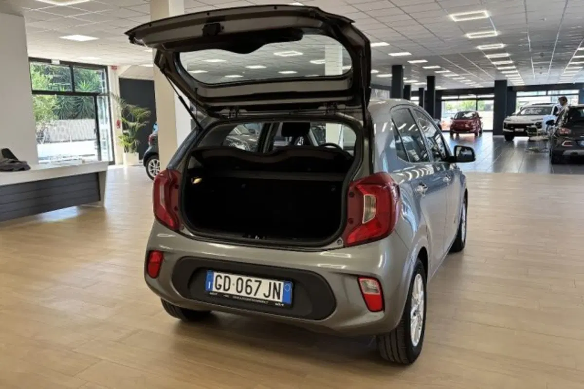 Kia Picanto usata a Latina (7)