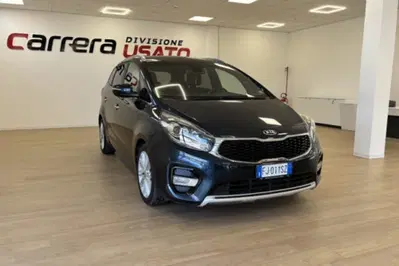 Kia Carens 1.7 CRDi 141 CV DCT Platinum del 2017 usata a Fondi