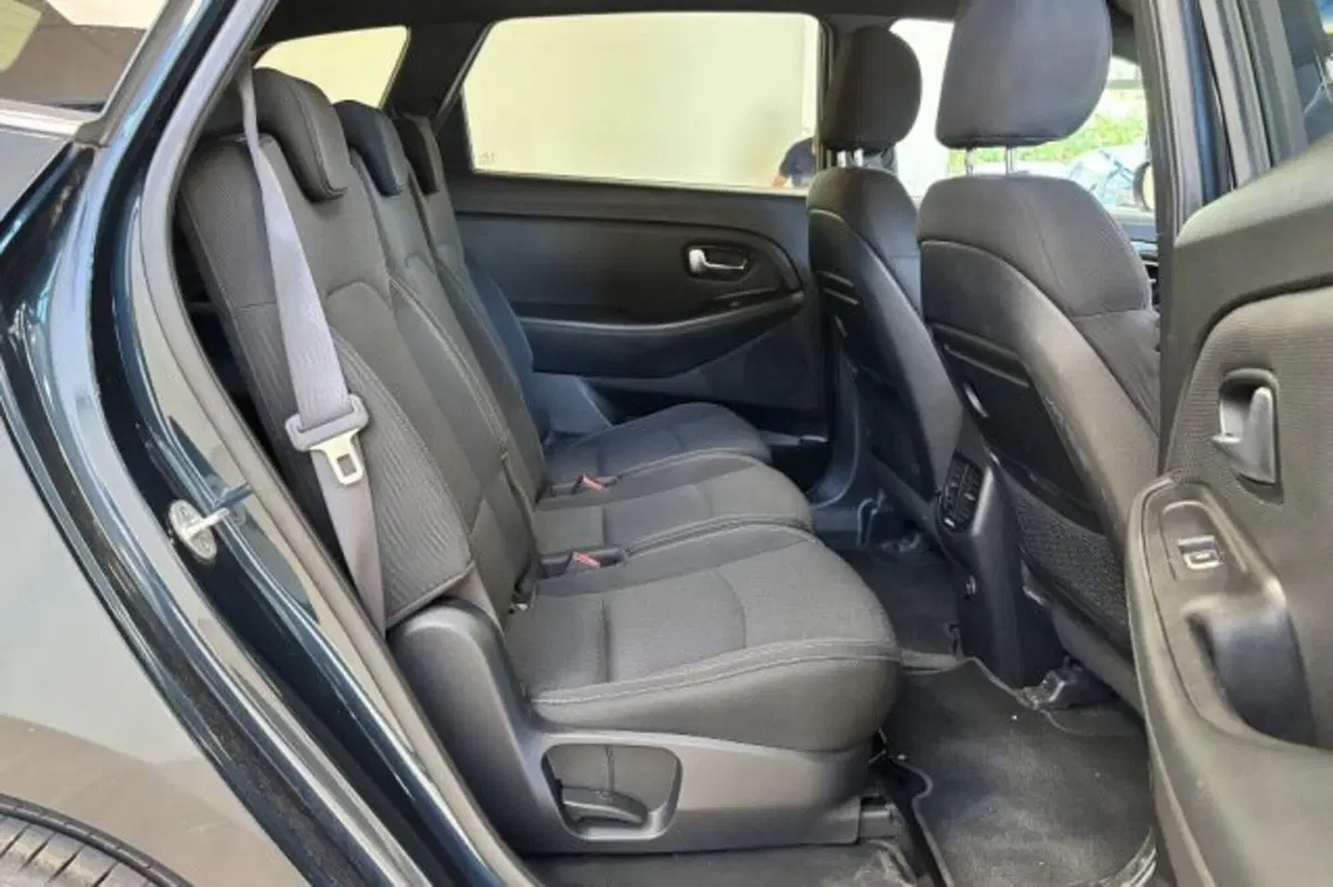 Kia Carens usata a Latina (10)