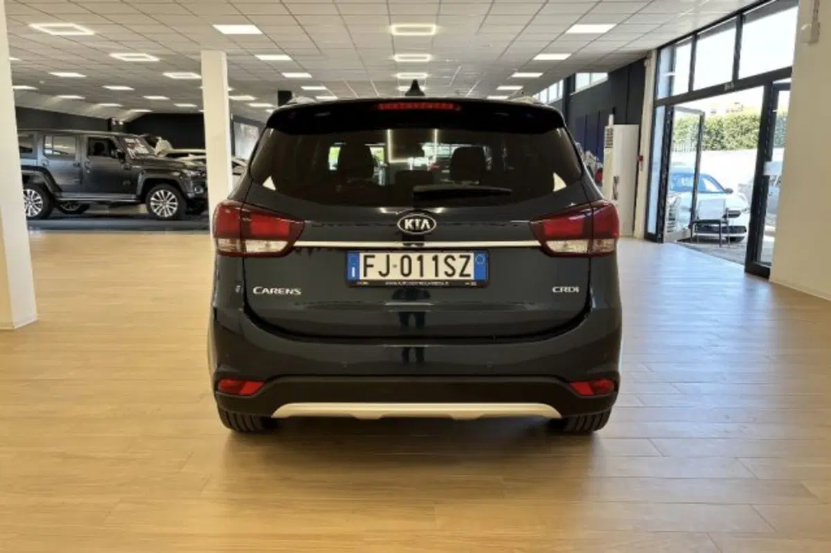Kia Carens usata a Latina (6)