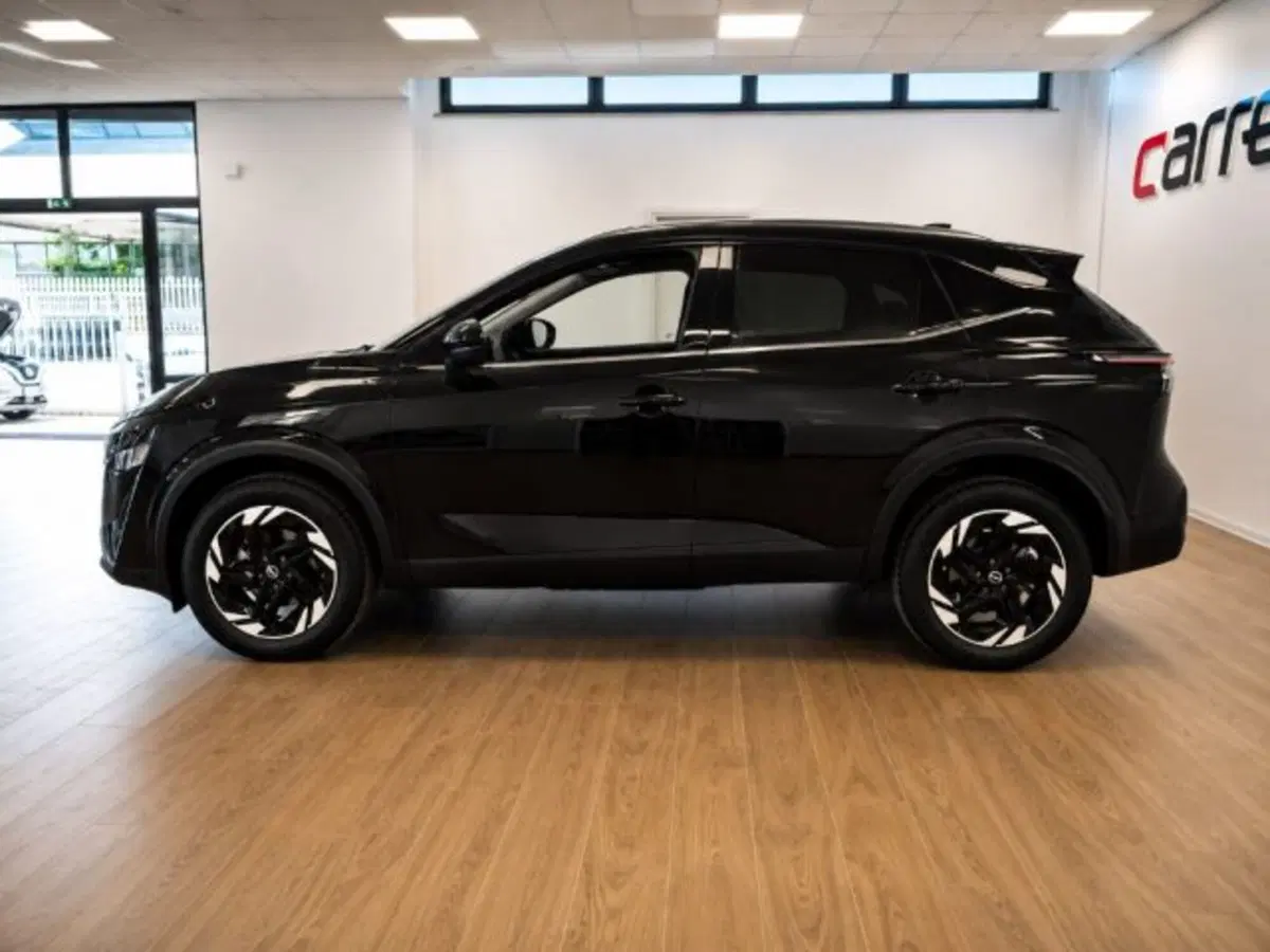 Nissan Qashqai nuova a Latina (4)
