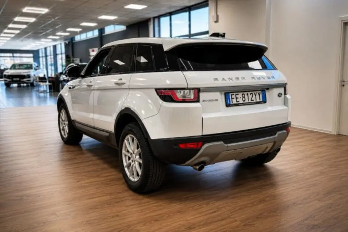 Land Rover Range Rover Evoque usata a Latina (5)