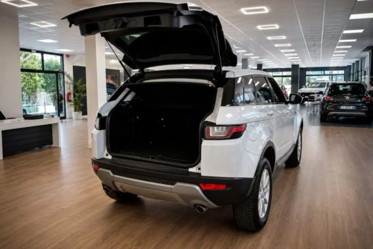 Land Rover Range Rover Evoque usata a Latina (7)