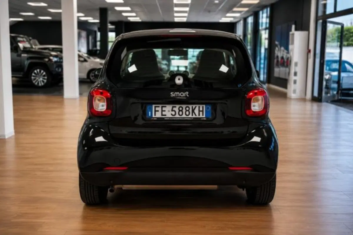 smart Fortwo usata a Latina (6)