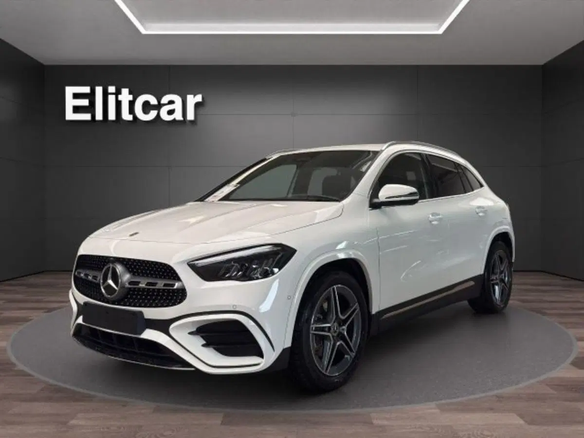 Mercedes-Benz GLA SUV usata a Novara