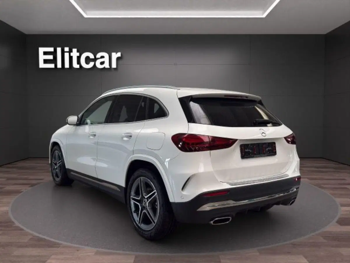 Mercedes-Benz GLA SUV usata a Novara (5)