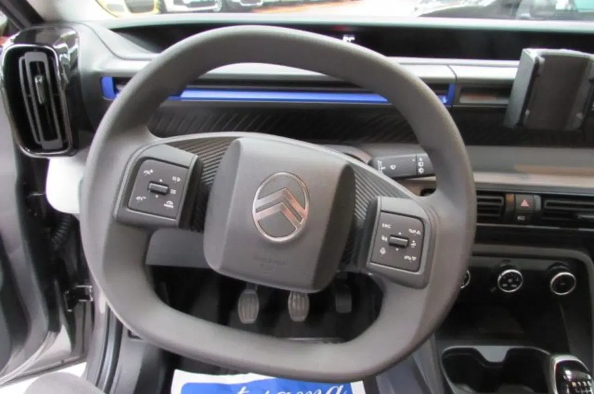 Citroen C3 Aircross nuova a Milano (10)