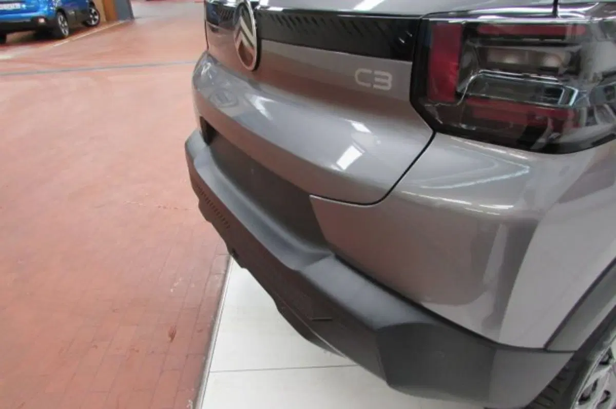 Citroen C3 Aircross nuova a Milano (14)