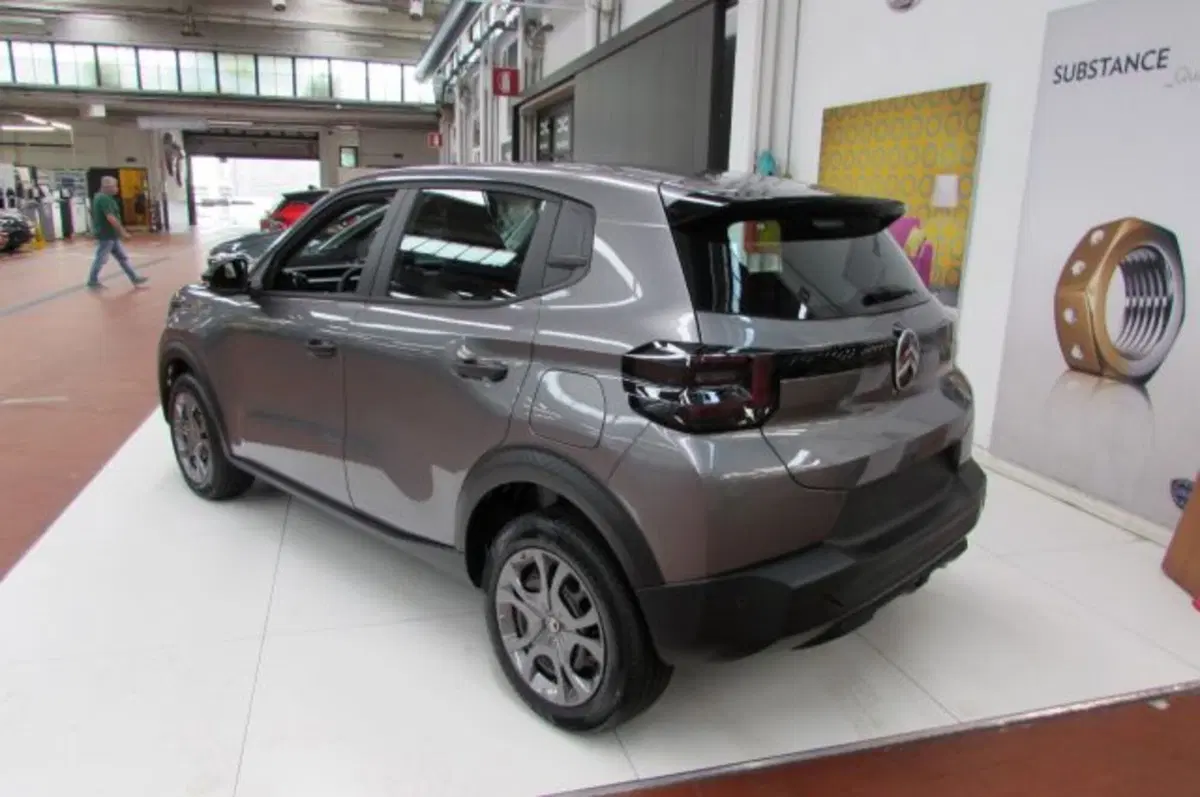 Citroen C3 Aircross nuova a Milano (4)