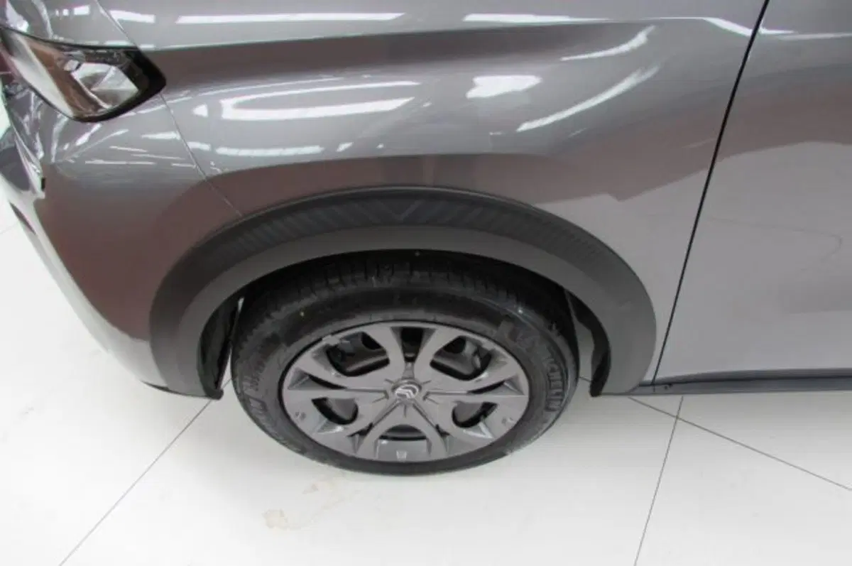 Citroen C3 Aircross nuova a Milano (6)