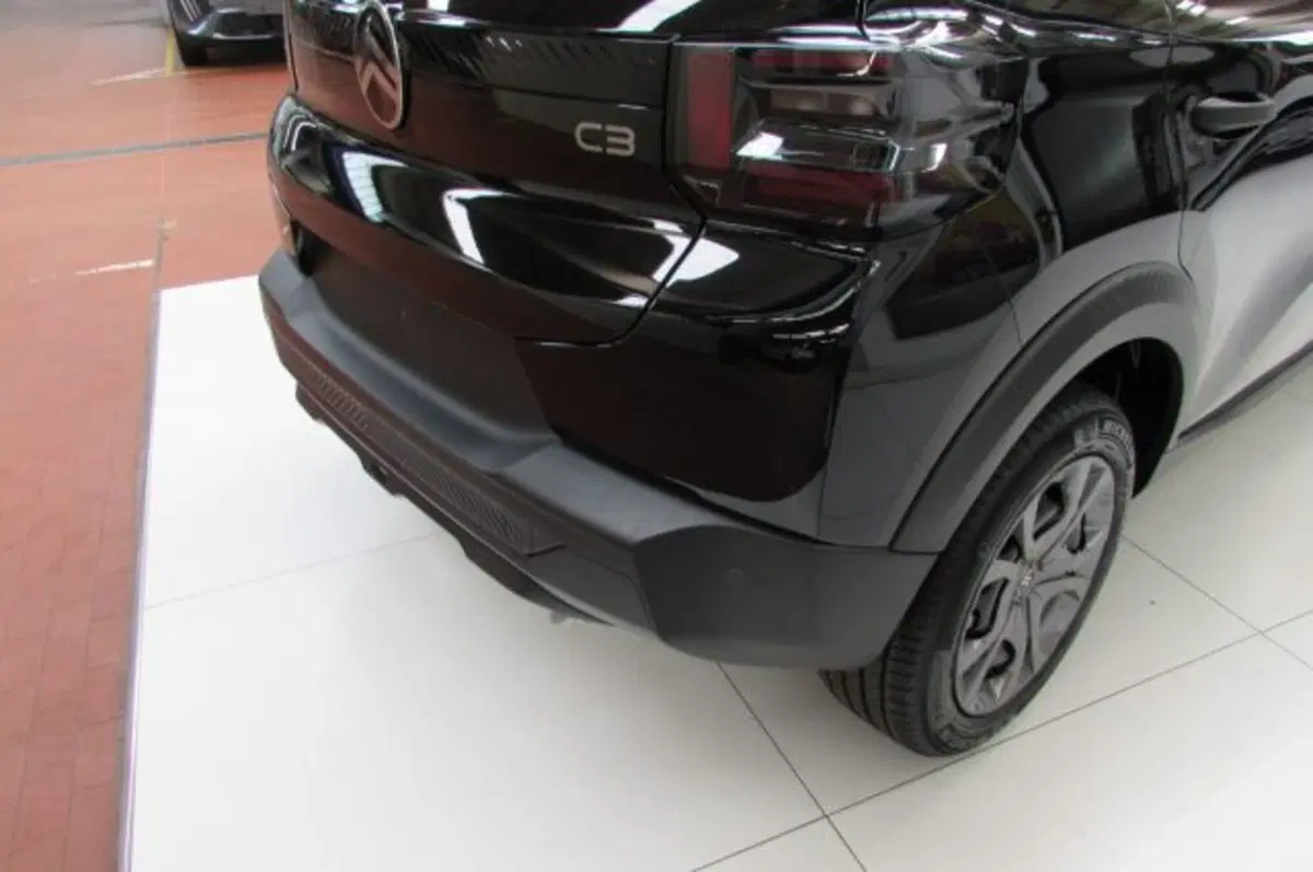 Citroen C3 Aircross nuova a Milano (14)
