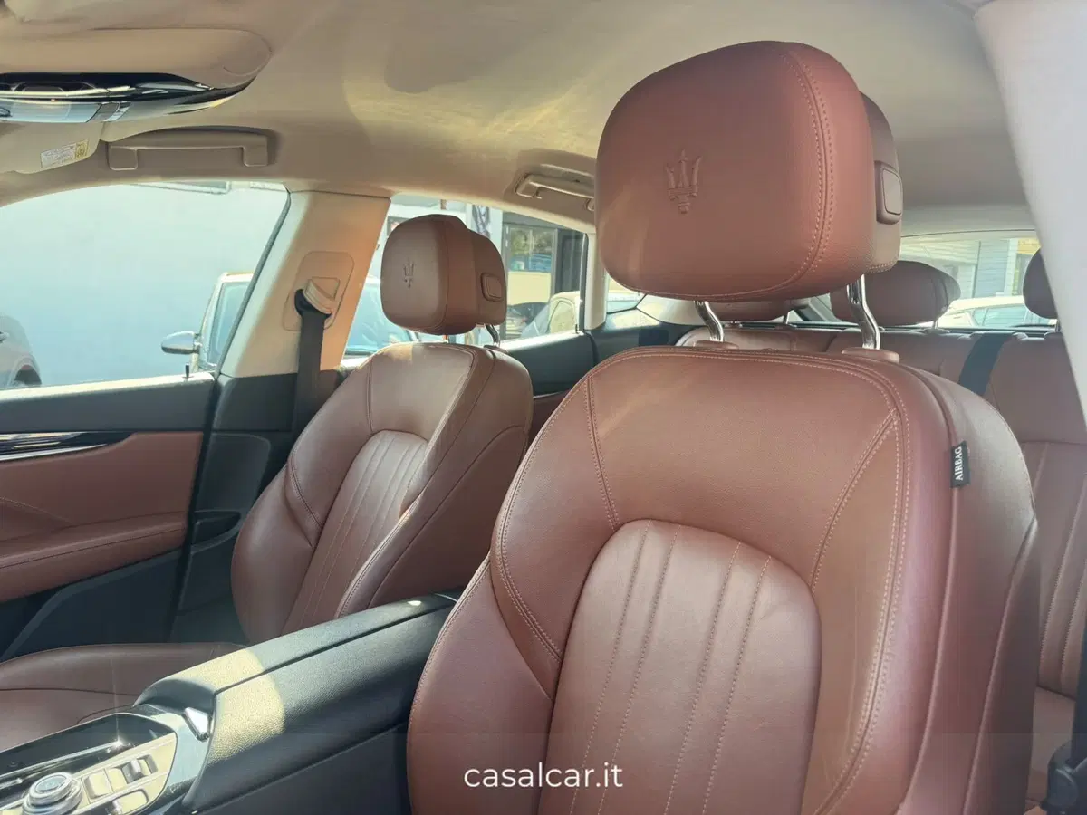 Maserati Levante usata a Salerno (11)
